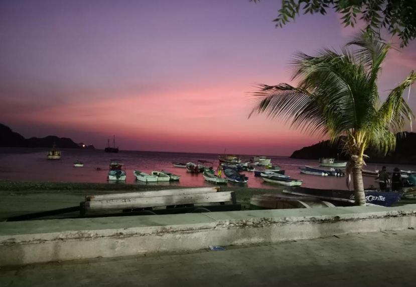 Hostal Taganga Sunset Exteriör bild